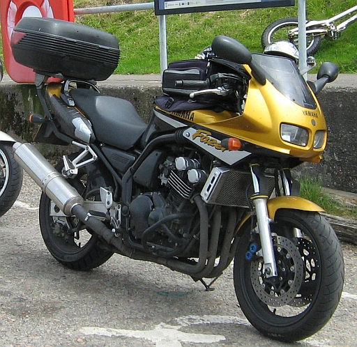 Yamaha fazer on sale 600 fzs